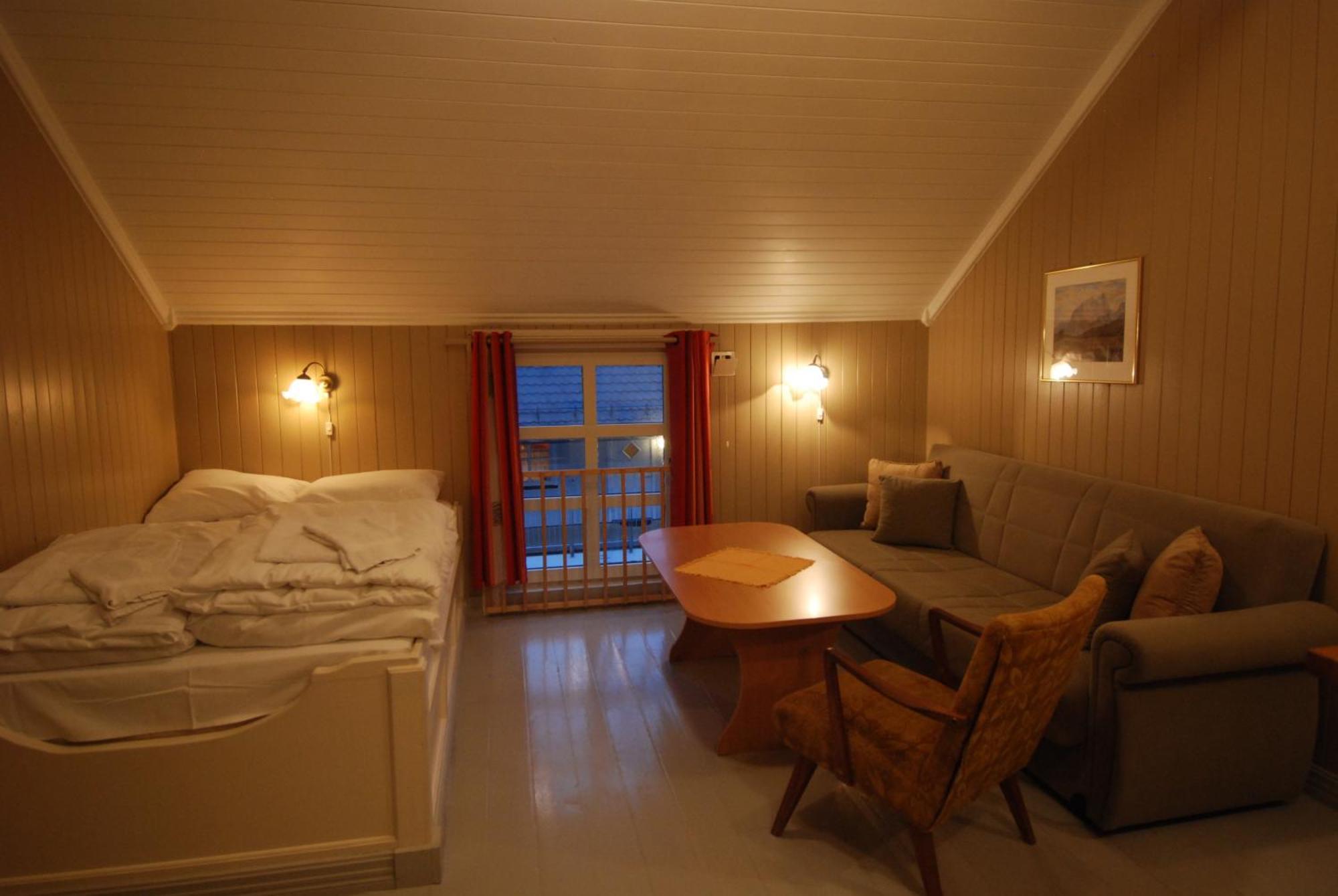Apartament Tyskhella Rorbuer Kabelvåg Zewnętrze zdjęcie